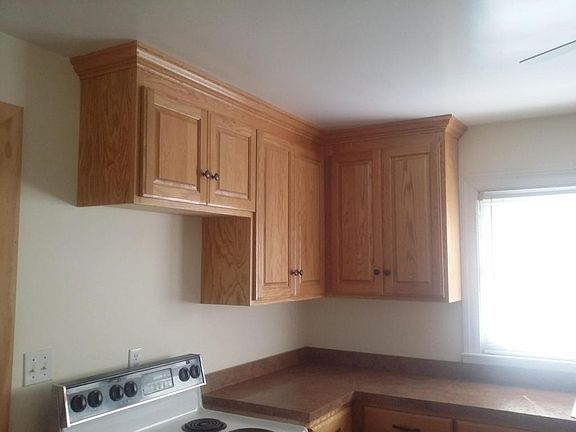3rd image of 1722 Cedar Ave