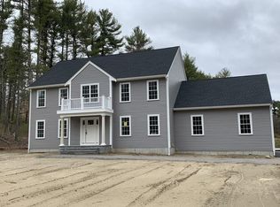 10 Sydney Dr, Raynham, MA 02767