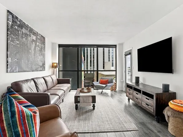 1280 W Peachtree St NW APT 812, Atlanta, GA 30309