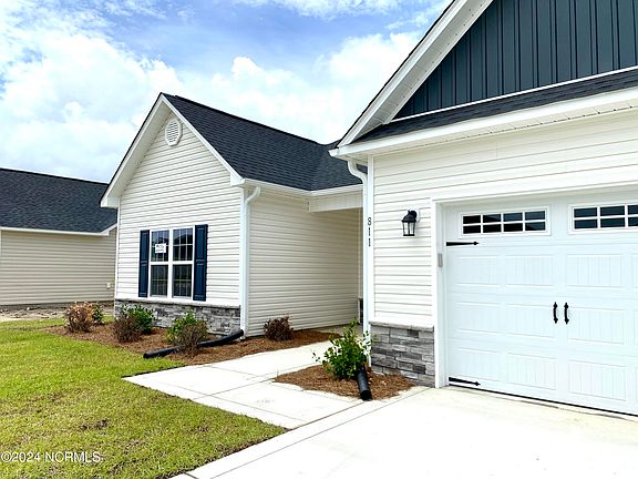 2nd image of 811 Gemini Court