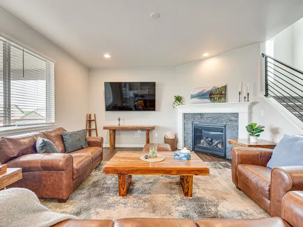 778 S 10th St #Id1546013p, Berthoud, CO 80513