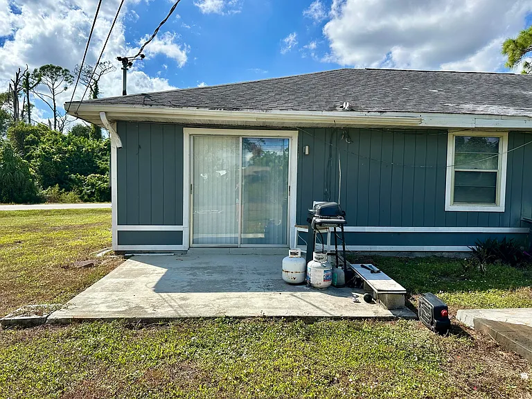 190 Bamboo Dr #B — Photo 13