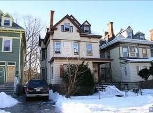 17 Carlton St, East Orange, NJ
