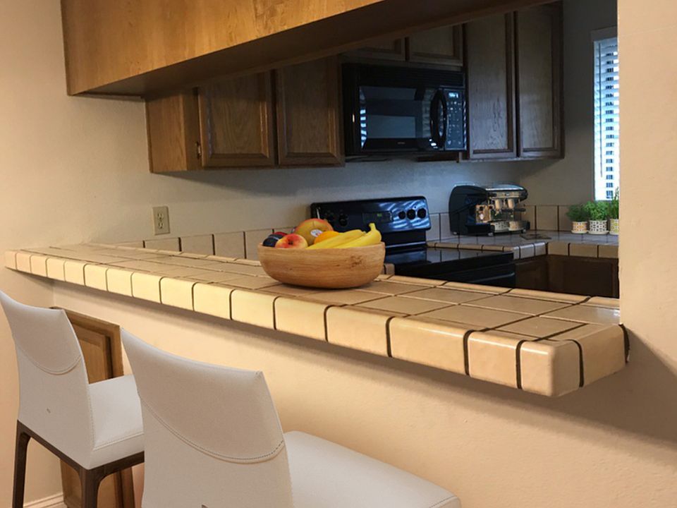 Kitchen/Bar