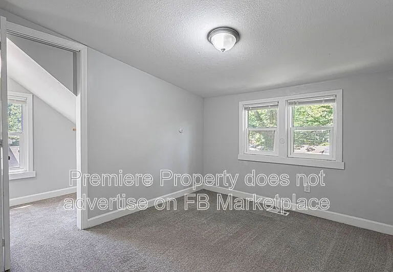 4108 N Mersington Ave — Photo 8