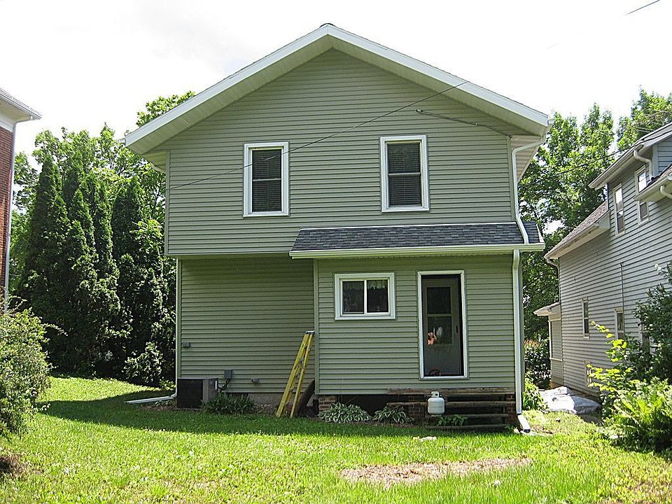 1st image of 272 E Union St