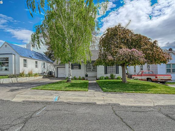 4th image of 618 NW 9th St