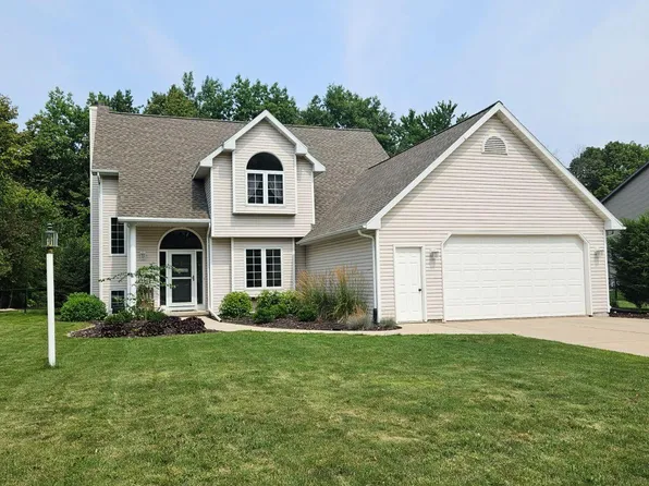 3308 Pioneer Dr, Green Bay, WI 54313