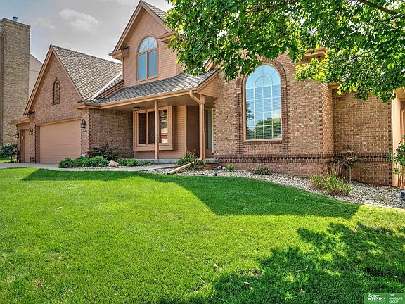 4th image of 3408 N 129th Cir