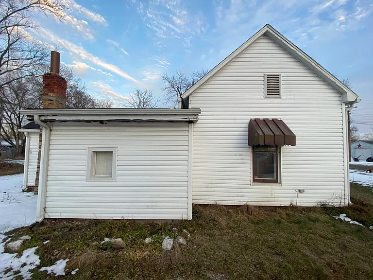 533 Higgins St — Photo 34