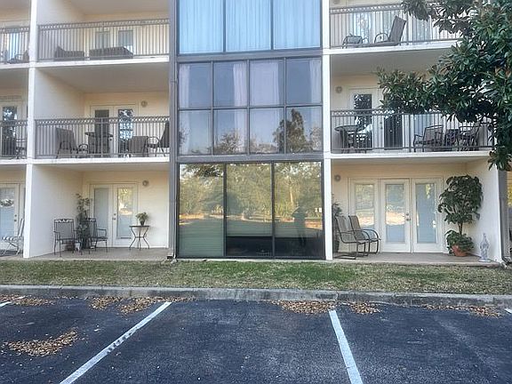 3rd image of 2046 Beach Blvd APT C111