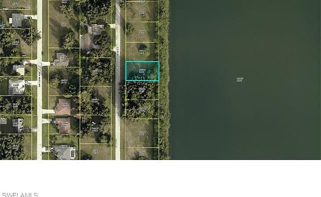 1st image of 427 SW 18th Ct