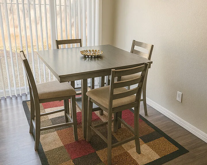 Leeann Dr — Photo 13