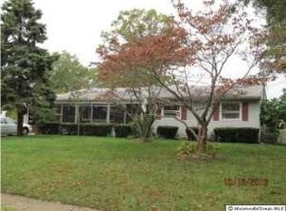 1052 Lucy Ln, Toms River, NJ 08753