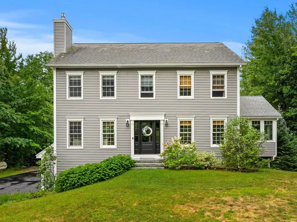 143 Ridgetop Lane, Henniker, NH 03242