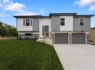 655 S Ranson Pl, Independence, MO 64057