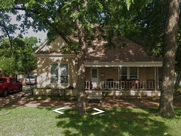 714 N East St, Arlington, TX 76011