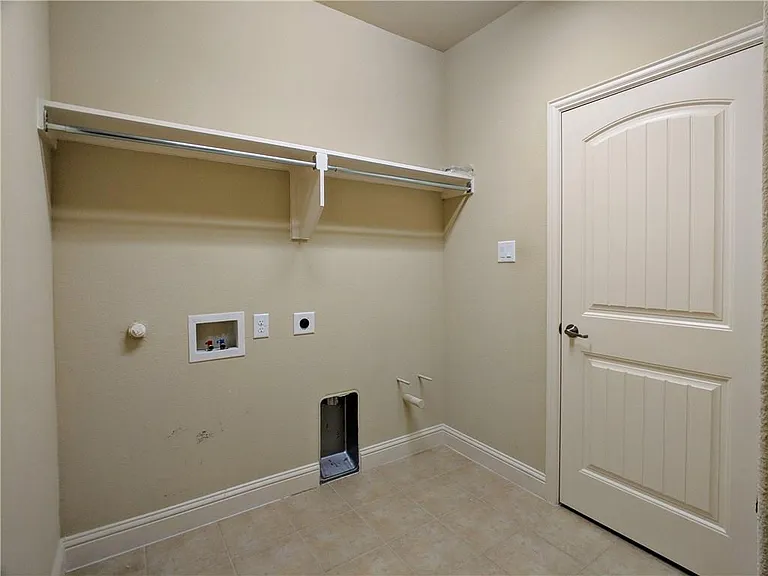 1824 Balboa Park Dr — Photo 24