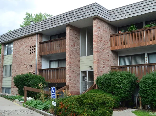 2142 Pauline Blvd, Ann Arbor, MI 48103