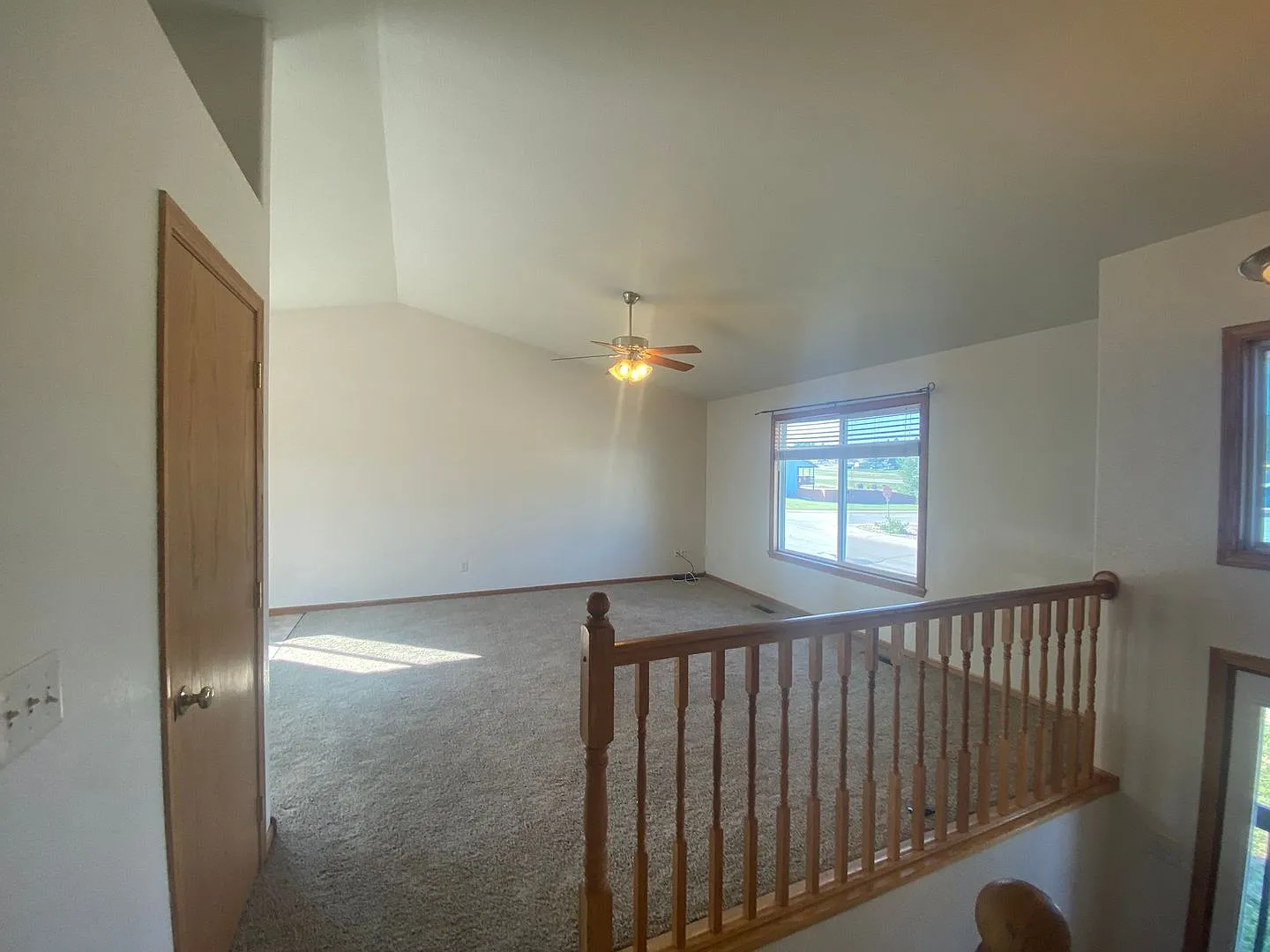 3 Bed | 2 Bath | Split Foyer | Black Hawk — Photo 3
