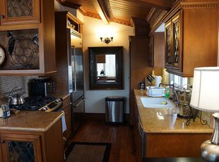 329 Marguerite Ave APT 4, Corona Del Mar, CA 92625