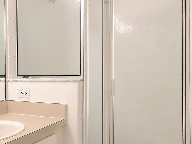 8073 Pacific Beach Dr — Photo 12