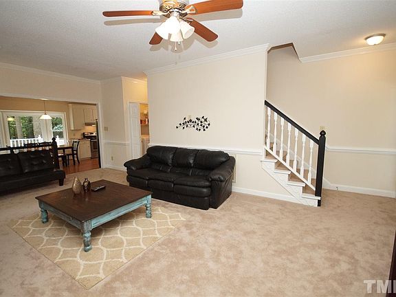5th image of 2028 Valley Ridge Ct