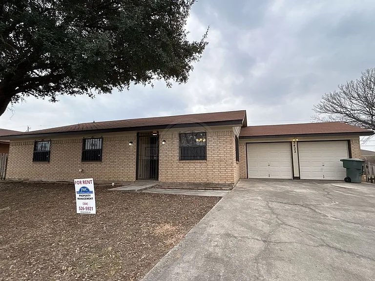 3422 Chisholm Trl — Photo 1