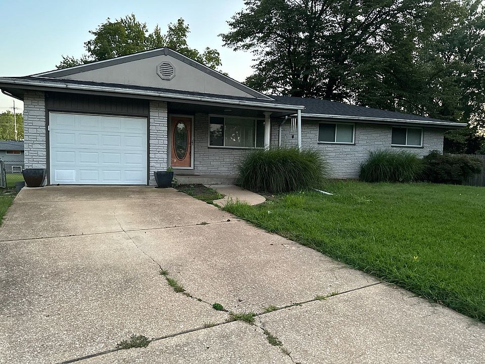 1st image of 8712 Carmel Ct