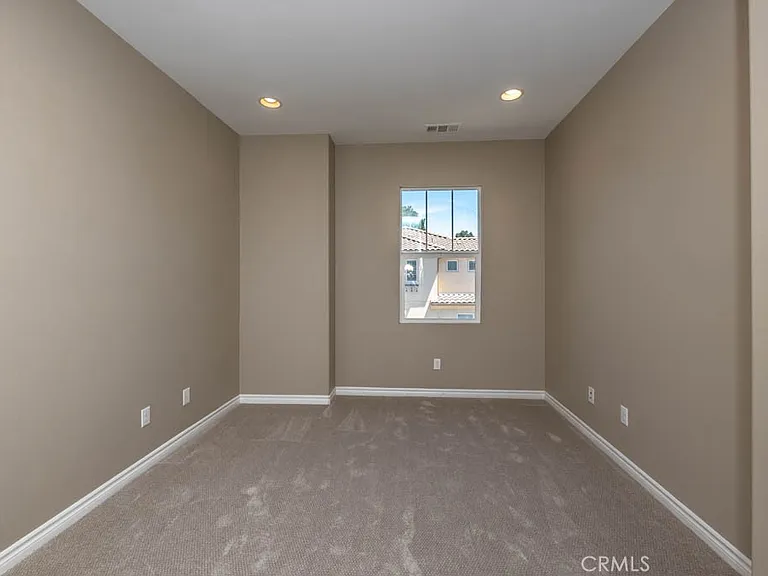 5041 Menton Ln — Photo 34