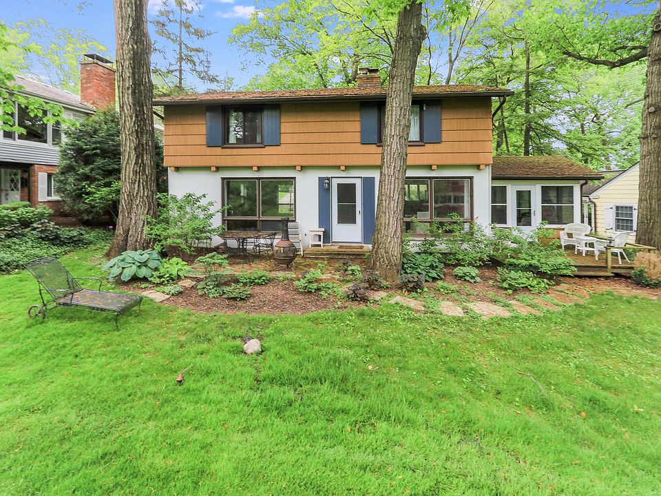 1st image of 38 Oak Birch Dr
