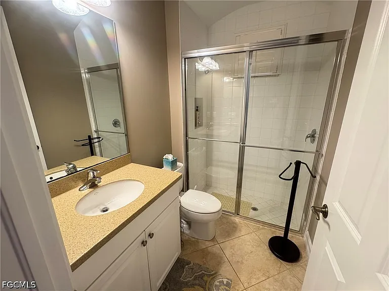 11848 Rosalinda Ct — Photo 7