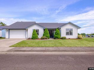 612 Stinson St, Independence, OR 97351