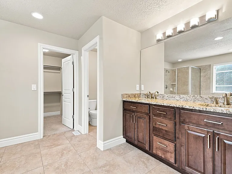 1360 E Foxmont Ln — Photo 21