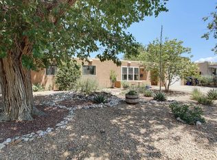 8035 Aspen Ave NE, Albuquerque, NM 87110