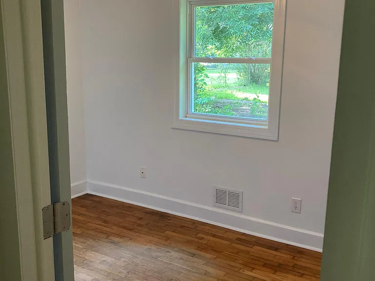 4526 Greenway Ave — Photo 16