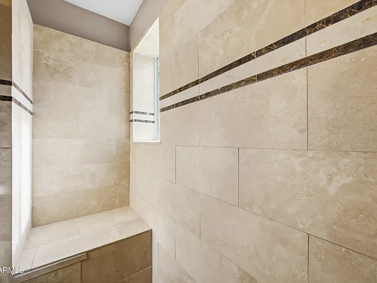 4213 E Sahuaro Dr — Photo 15