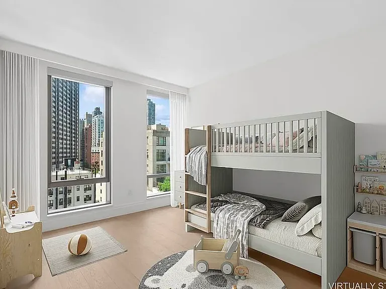 50 W 66th St #16E — Photo 10
