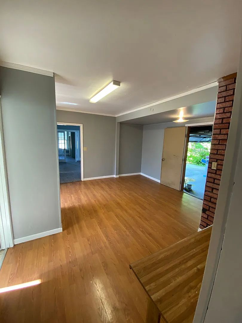 3117 Mero St — Photo 3