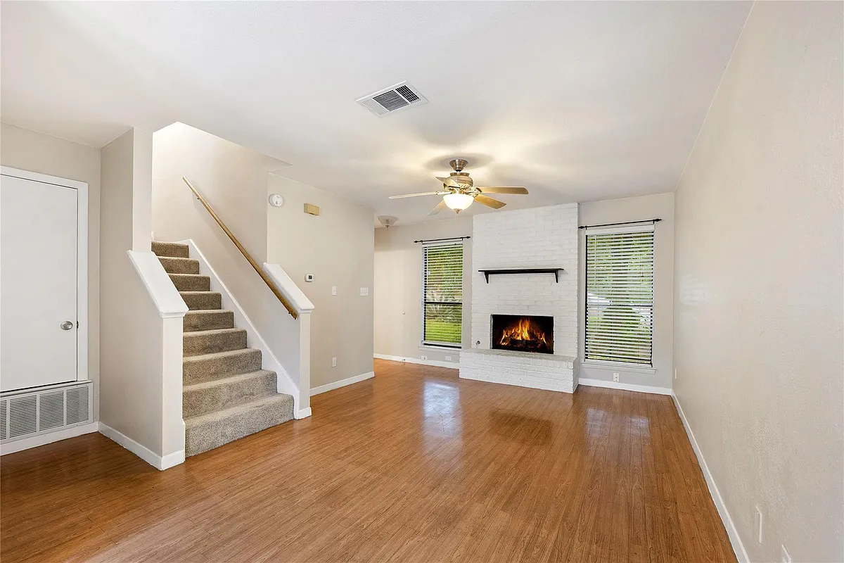 Building Photo - 3222 Tamarron Blvd #B