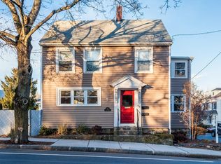 94 Hale St, Beverly, MA 01915