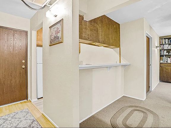5th image of 1000 Beck St Unit 151