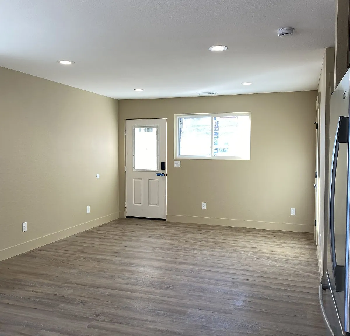 2 bed, 1.0 bath, 979 sqft, $2,175 — Photo 4