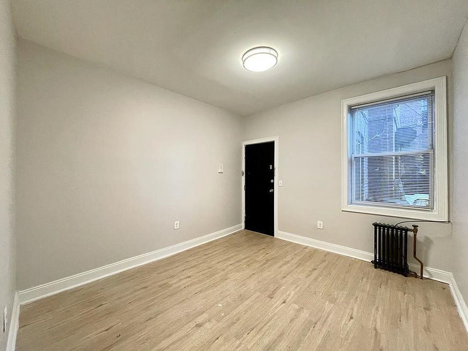 2nd image of 1062 W Side Ave #3B