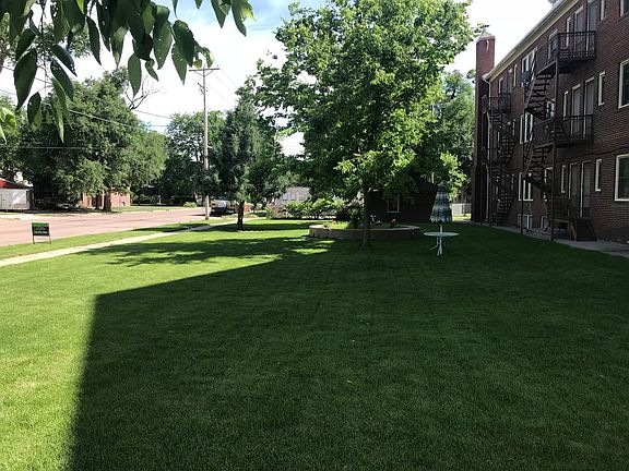 3rd image of 205 Lincoln St APT 23