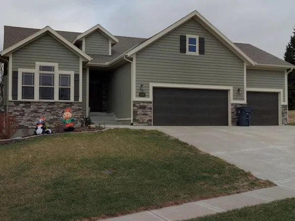 25250 W 141st Ter, Olathe, KS 66061