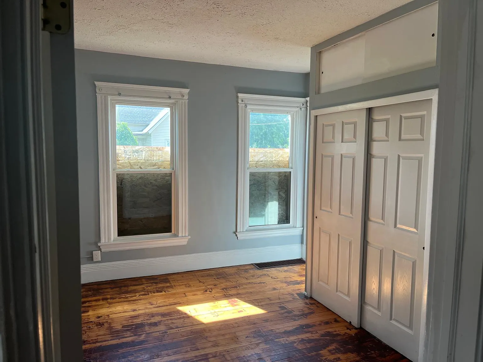 408 Alphonse Street - 1 — Photo 1