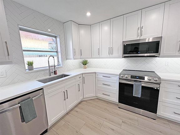 2nd image of 234 NW 37th Way