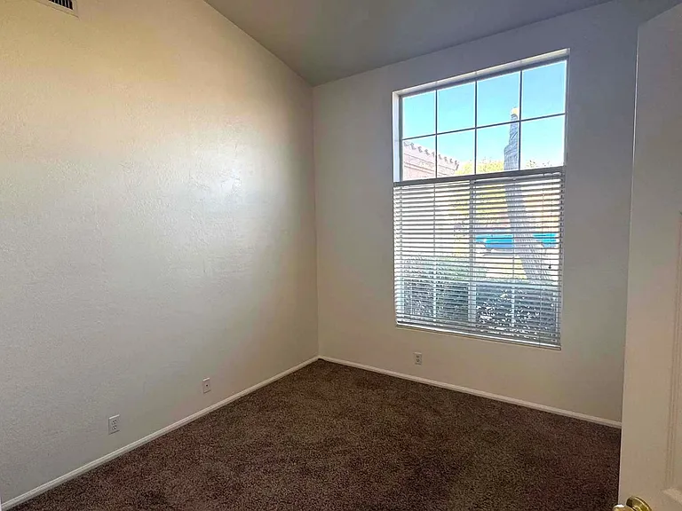 7339 E Lakeview Ave — Photo 12