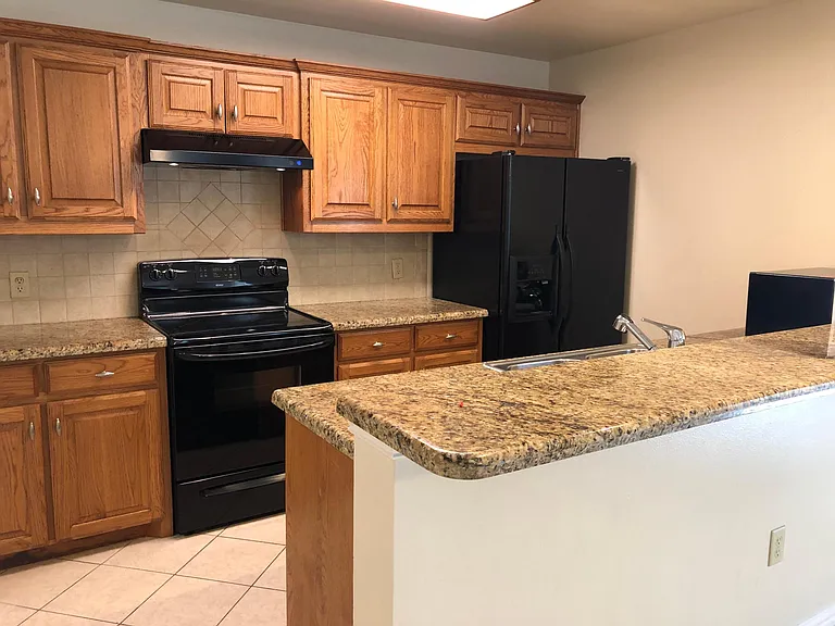 1321 Norman St #100 & 101 — Photo 12